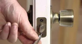 City Locksmith Store Washington, DC 202-730-2622 City Locksmith Store Washington, DC 202-730-2622 - 16-Emergency-Locksmith-Opening